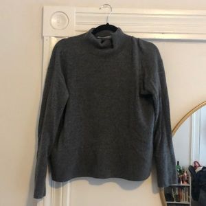 Everlane cashmere square neck grey sweater size S